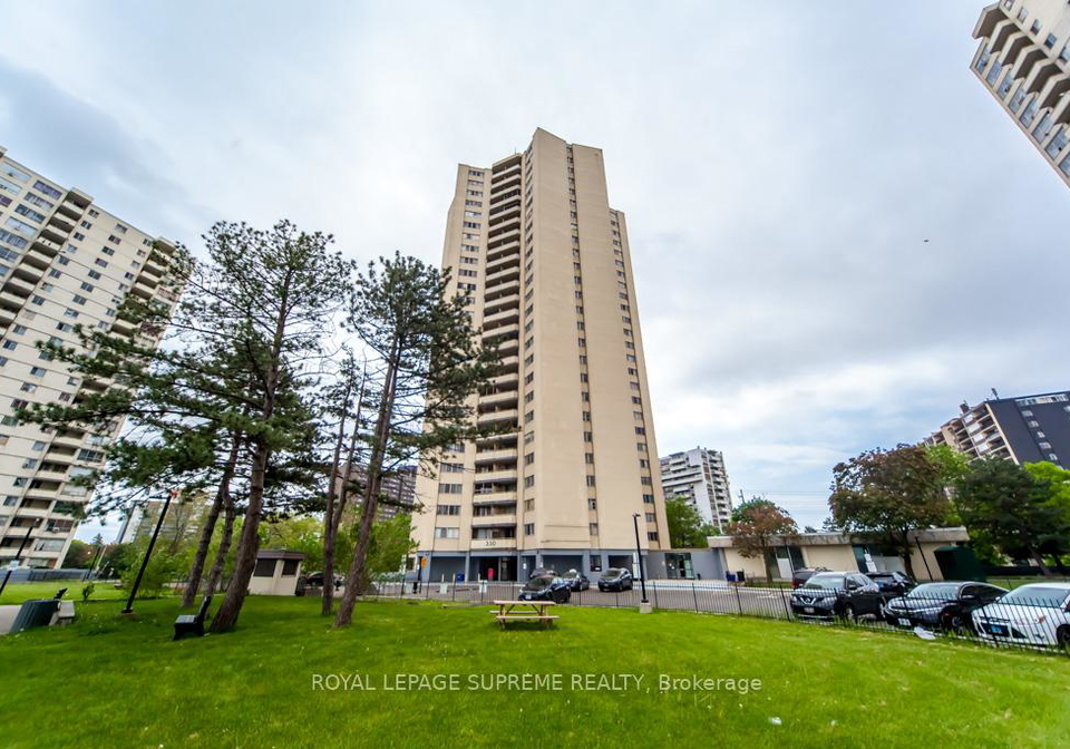 330-dixon-road-etobicoke-ontario-w12798022