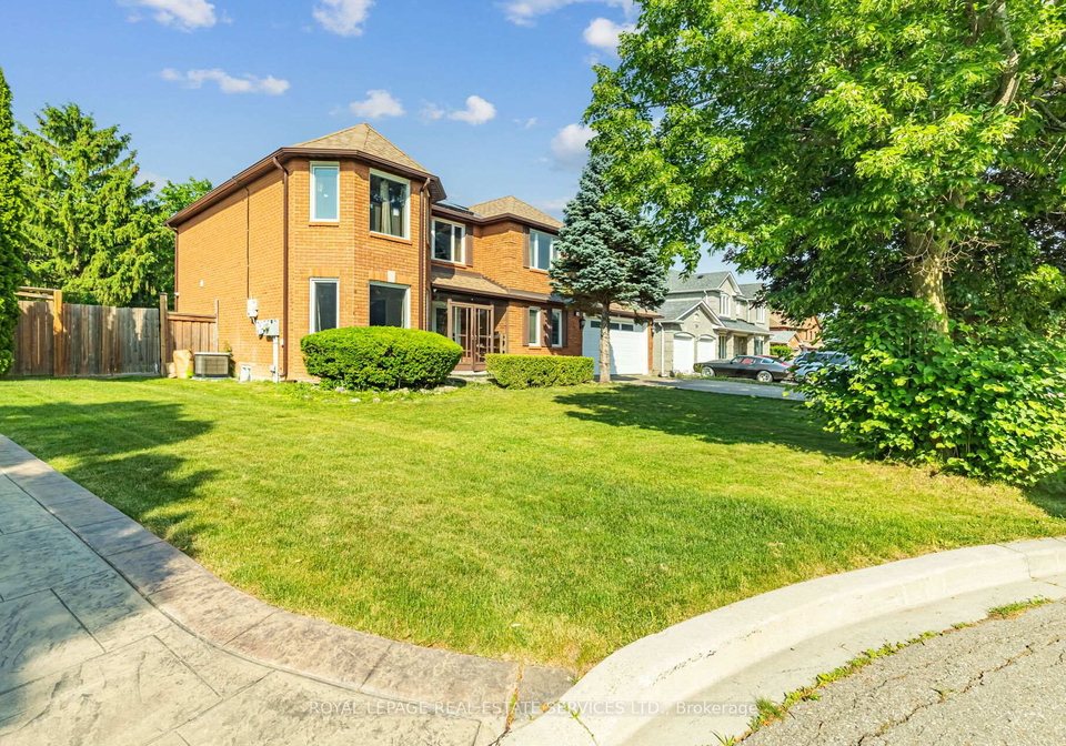 18-tremont-court-brampton-ontario-w12798422