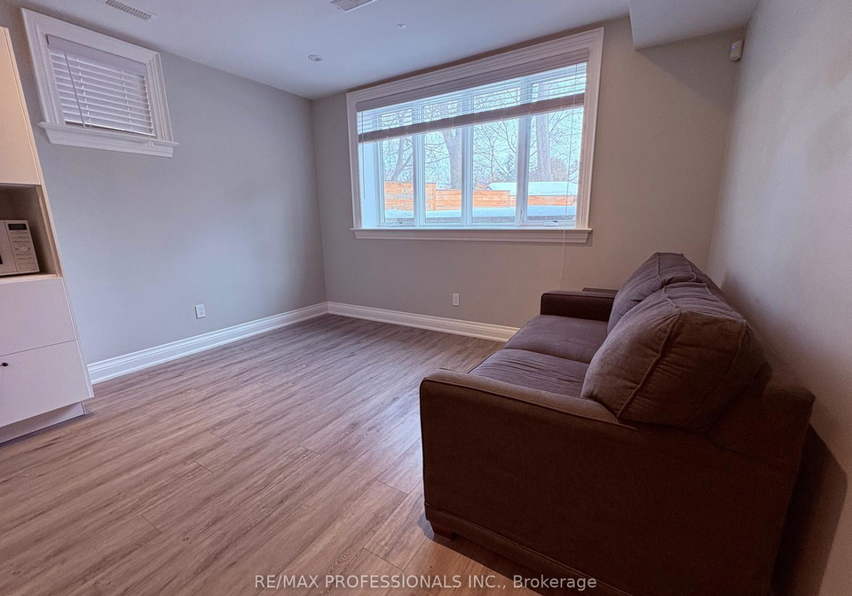 4673-dundas-street-w-etobicoke-ontario-w12798578