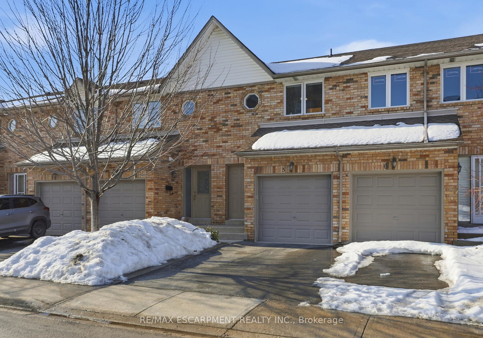 201cleaver-avenue-burlington-ontario-w12798774