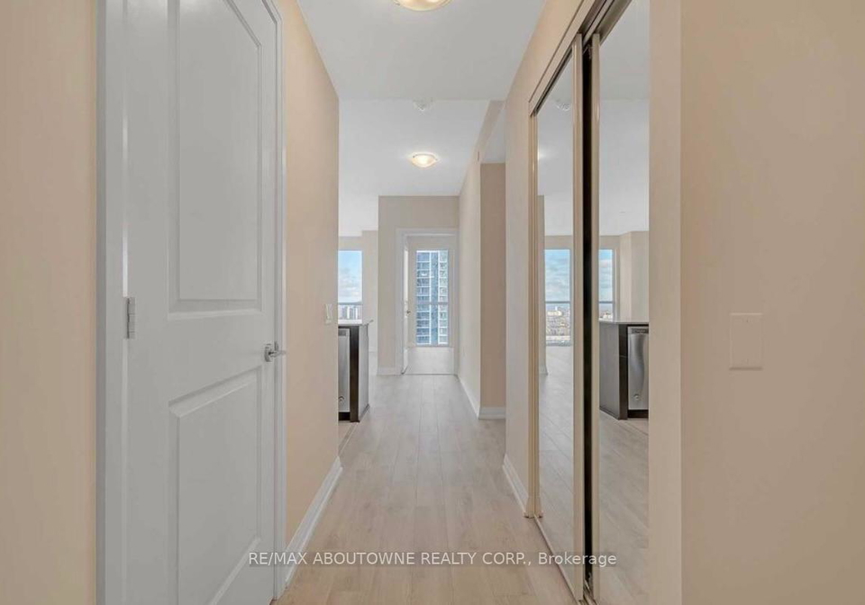 35-watergarden-drive-mississauga-ontario-w12798848