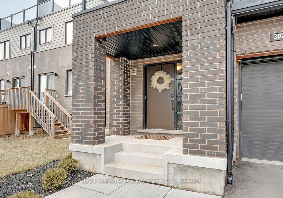3074-cascade-common-oakville-ontario-w12798952