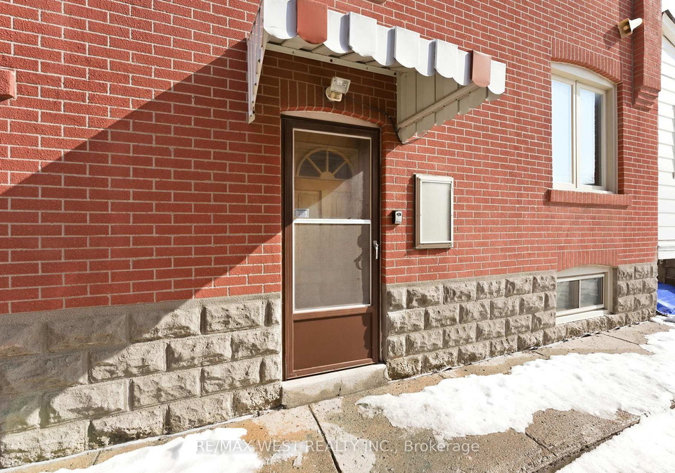 151-ascot-avenue-toronto-ontario-w12799232