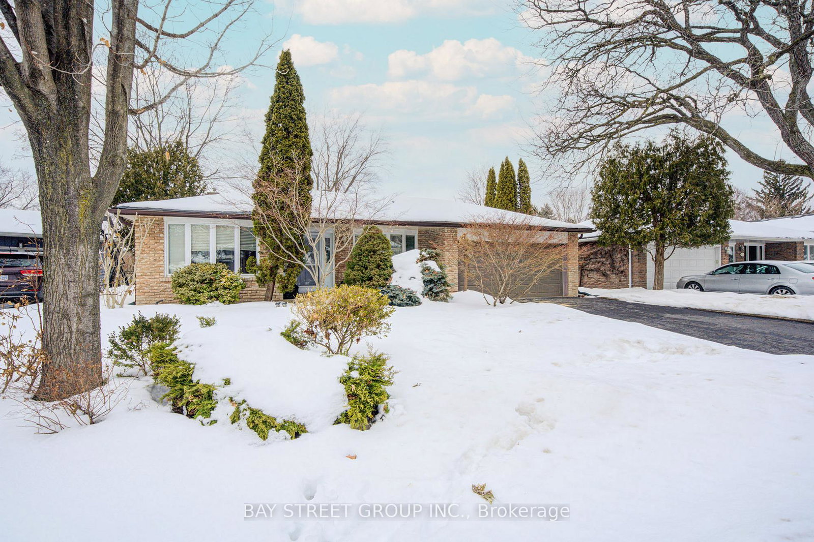 2207-sunnyvale-drive-oakville-ontario-w12799682