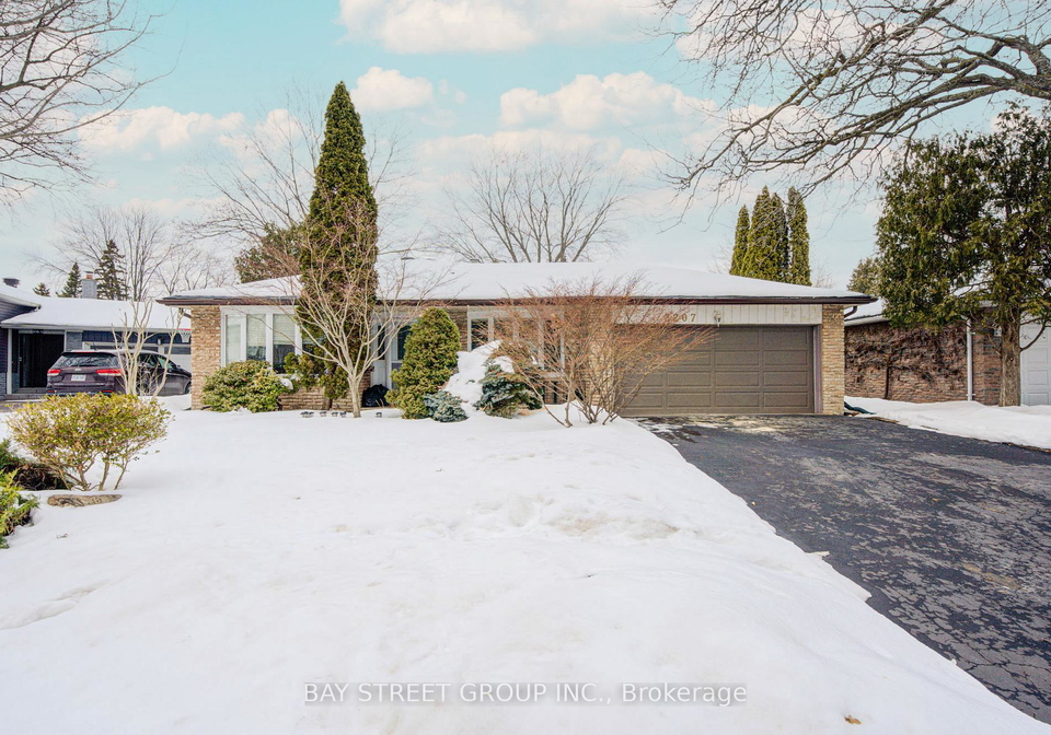 2207-sunnyvale-drive-oakville-ontario-w12799682