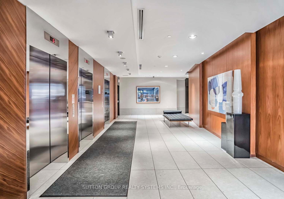 9-valhalla-inn-road-etobicoke-ontario-w12799854