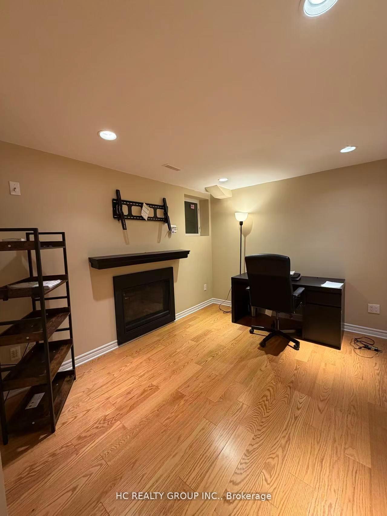 4650-crosswinds-drive-mississauga-ontario-w12799936