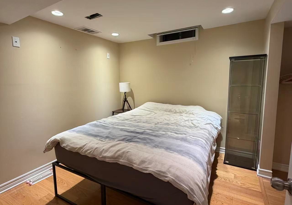 4650-crosswinds-drive-mississauga-ontario-w12799936