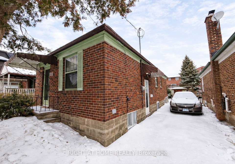 140-stanley-avenue-etobicoke-ontario-w12800256