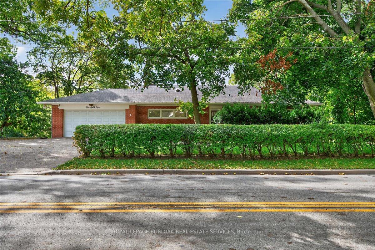 288-trafalgar-road-oakville-ontario-w12800350