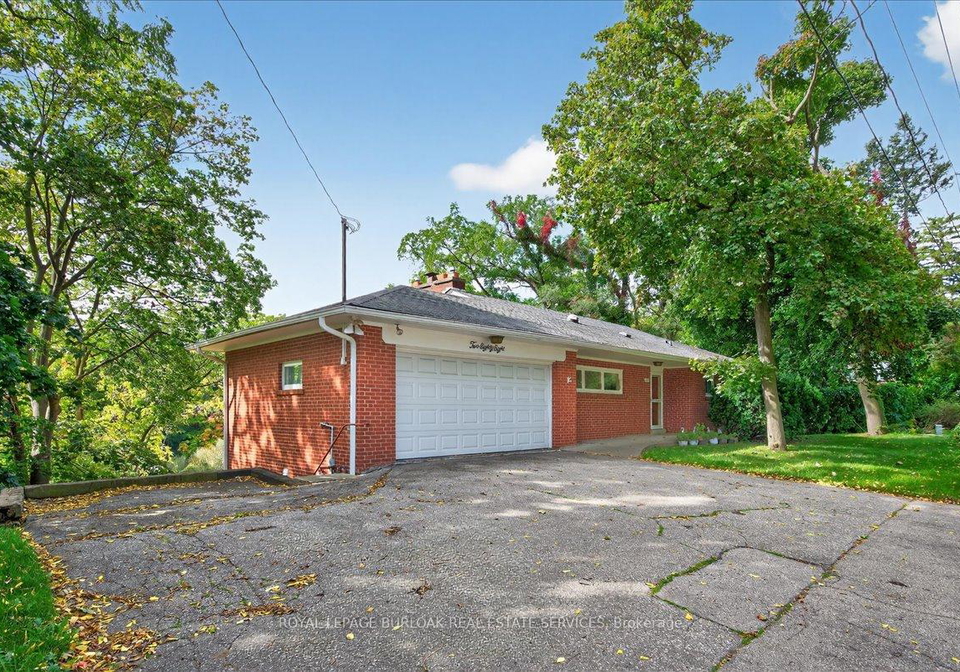 288-trafalgar-road-oakville-ontario-w12800350