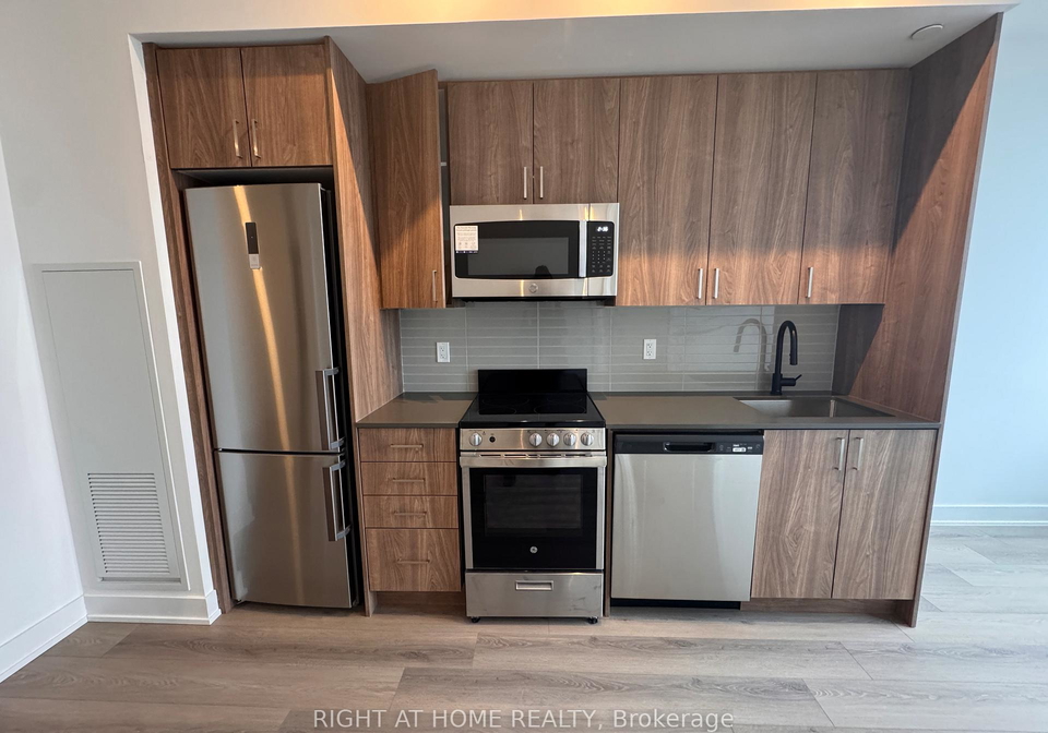 758-dovercourt-road-toronto-ontario-w12800436