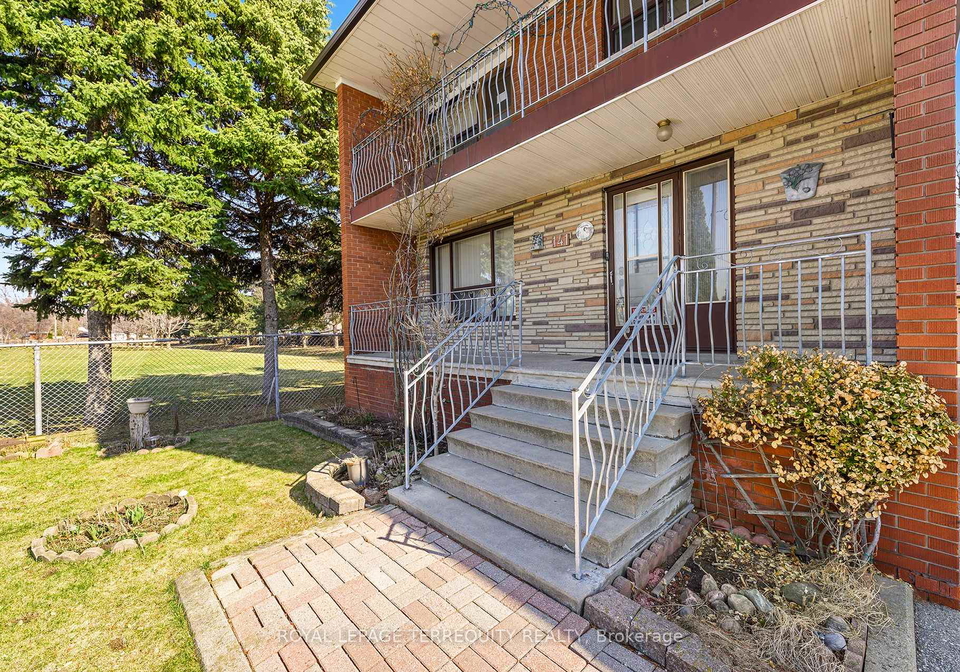 141-harding-avenue-north-york-ontario-w12800622