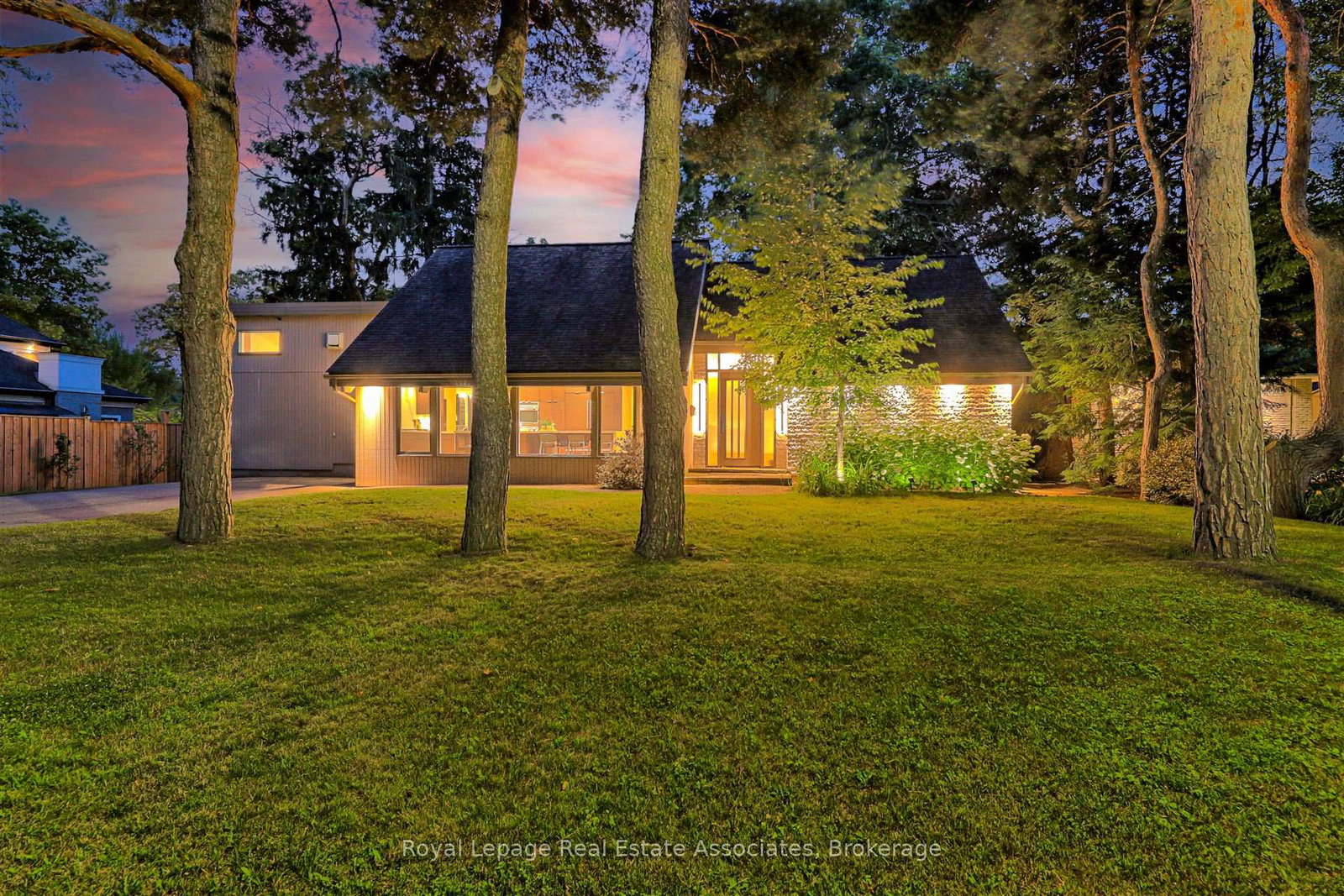 1510-point-o-woods-road-mississauga-ontario-w12800842