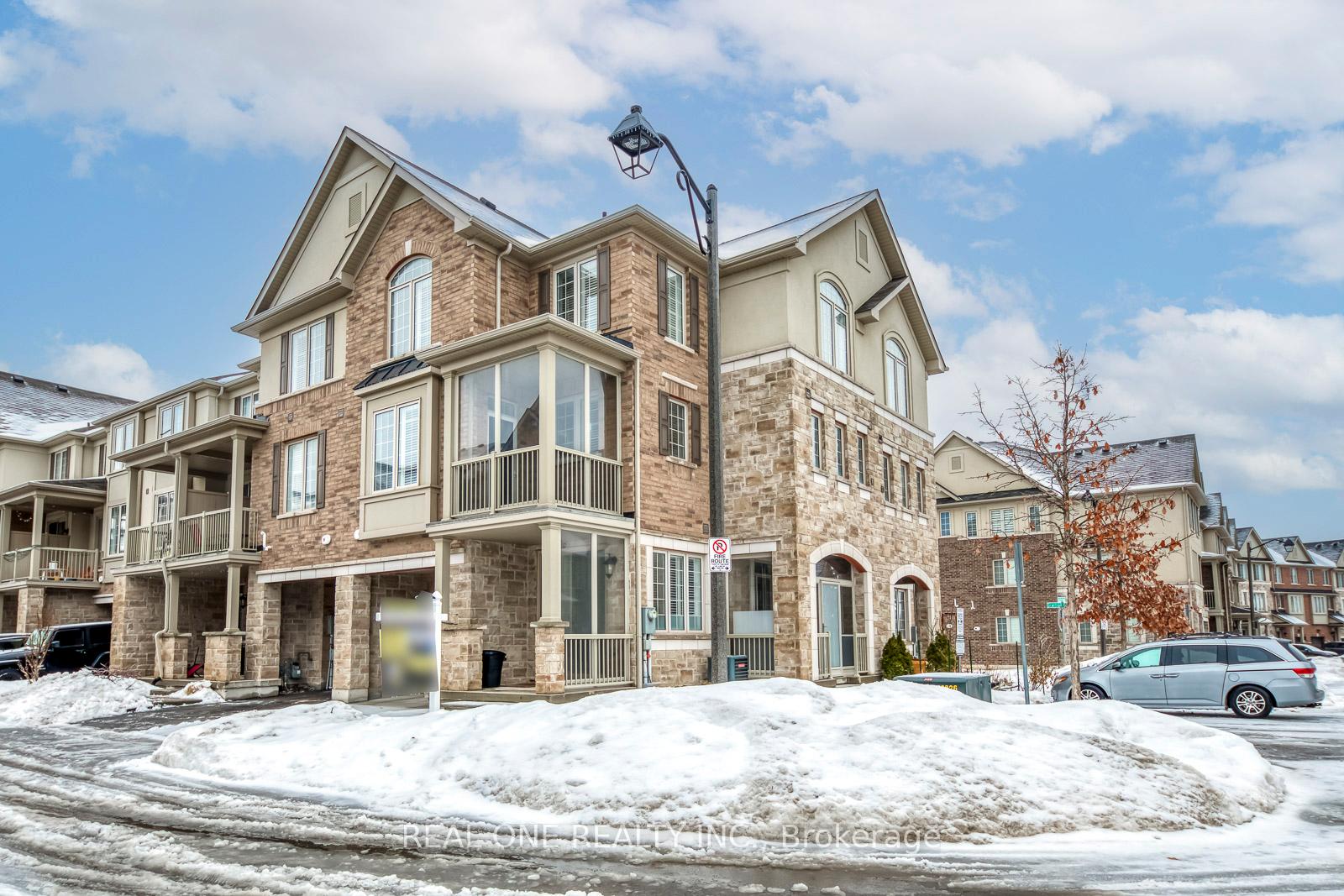 378-alderwood-common-oakville-ontario-w12800934