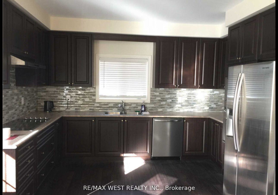 3052-max-khan-boulevard-oakville-ontario-w12800970