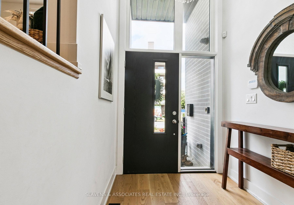 1040-enola-avenue-mississauga-ontario-w12801078