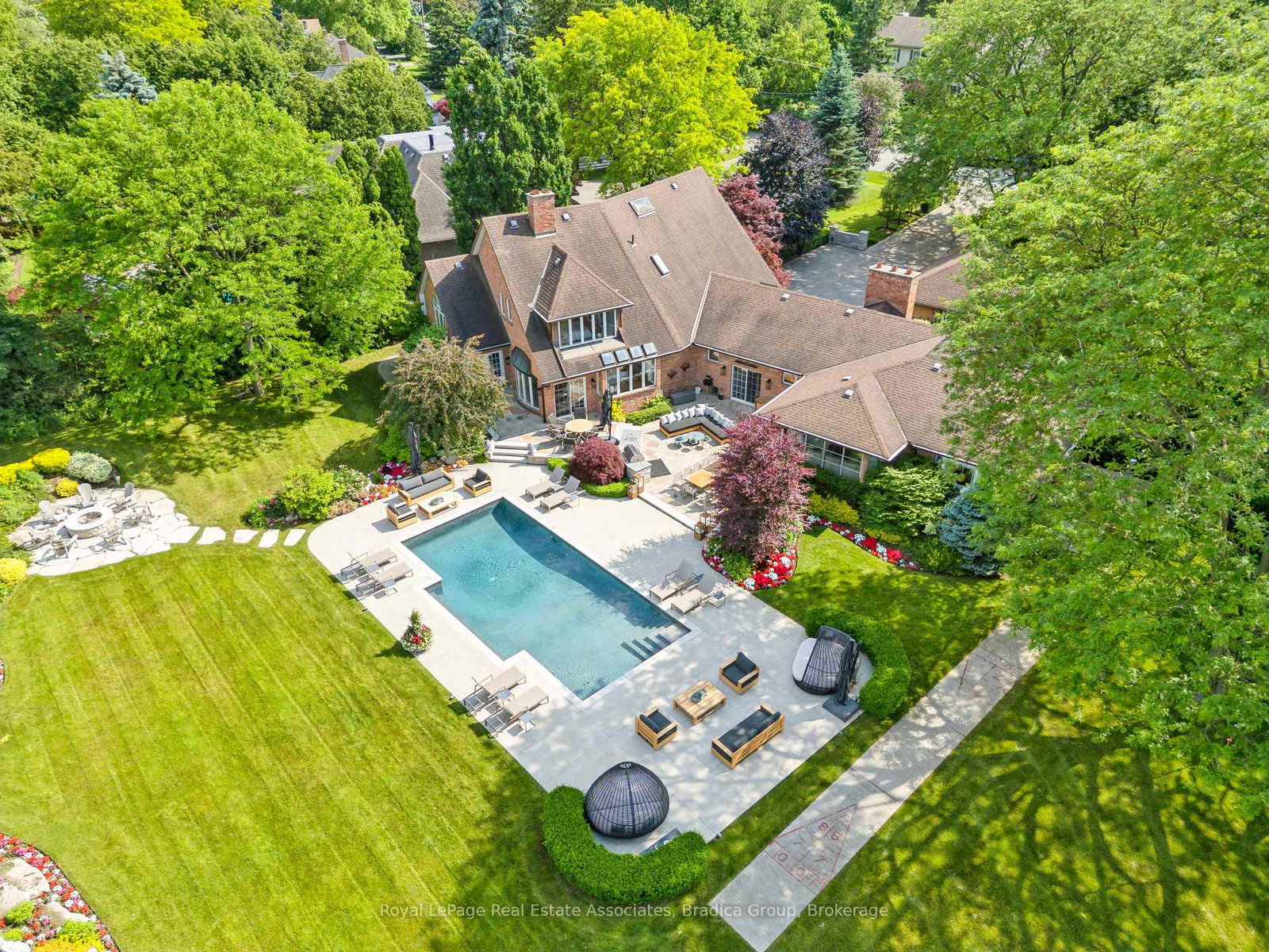19-lorraine-gardens-etobicoke-ontario-w12801222