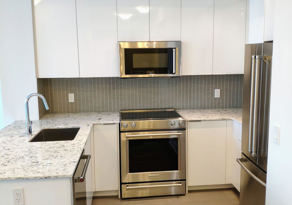 20-shore-breeze-drive-etobicoke-ontario-w12802130