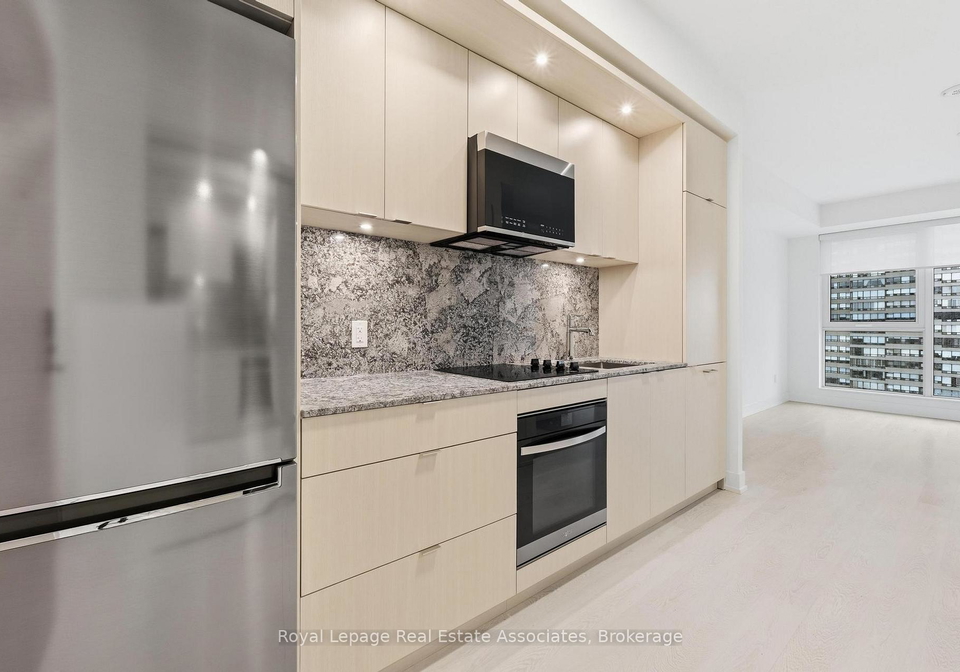 25-cordova-avenue-etobicoke-ontario-w12802176