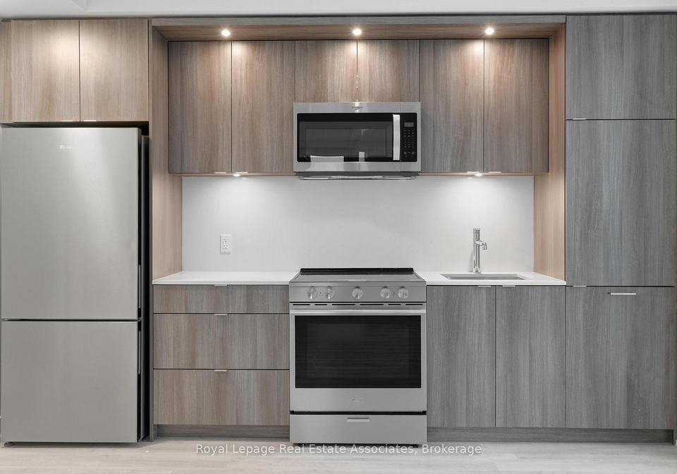 25-cordova-avenue-etobicoke-ontario-w12802208