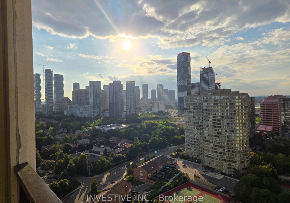 36-elm-drive-w-mississauga-ontario-w12802298