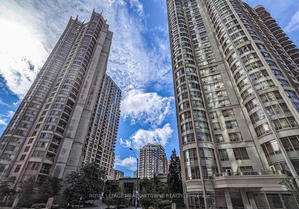3888-duke-of-york-boulevard-mississauga-ontario-w12802426