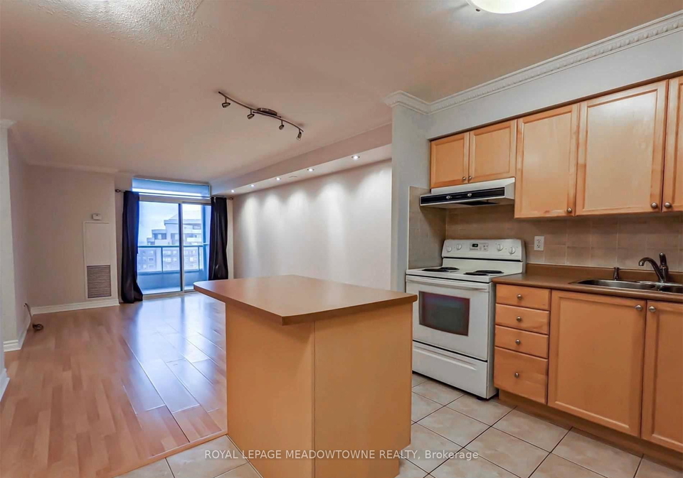 3888-duke-of-york-boulevard-mississauga-ontario-w12802426