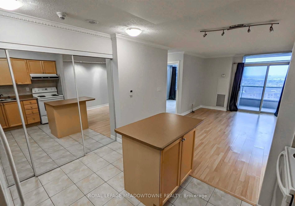 3888-duke-of-york-boulevard-mississauga-ontario-w12802426