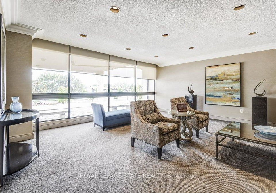 2055-upper-middle-road-burlington-ontario-w12802442