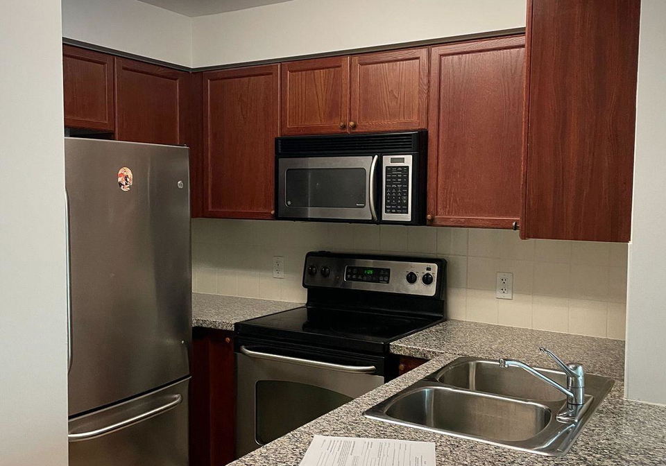 4889-kimbermount-avenue-mississauga-ontario-w12802536