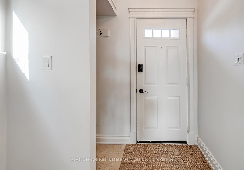 10-normandy-place-oakville-ontario-w12802556