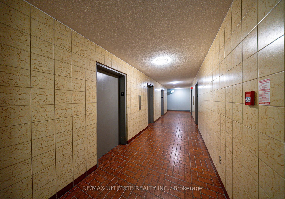 390-dixon-road-etobicoke-ontario-w12802584