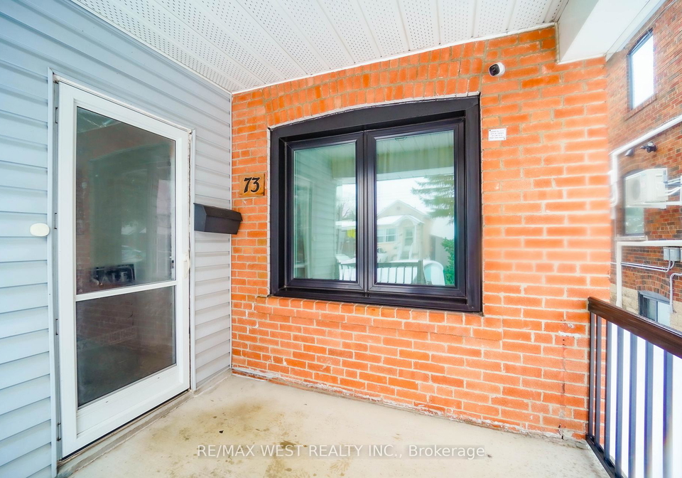 73-chambers-avenue-toronto-ontario-w12802770