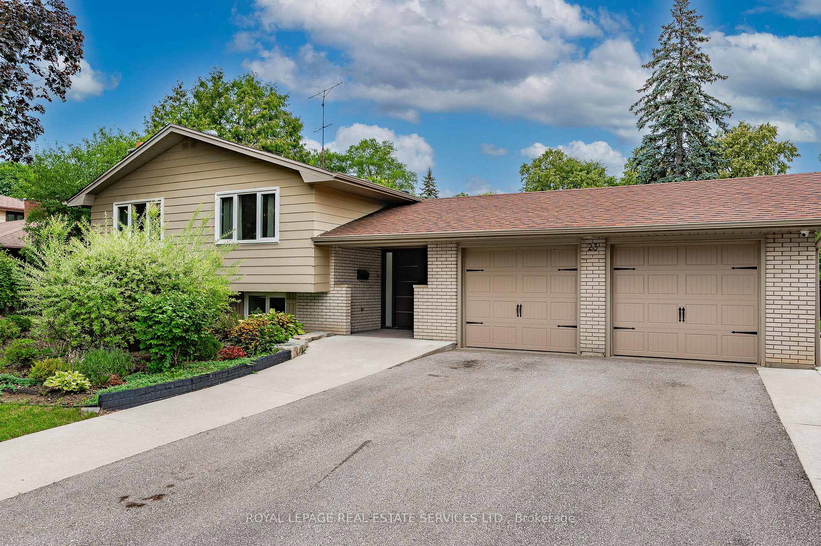 23-hillside-drive-brampton-ontario-w12802924