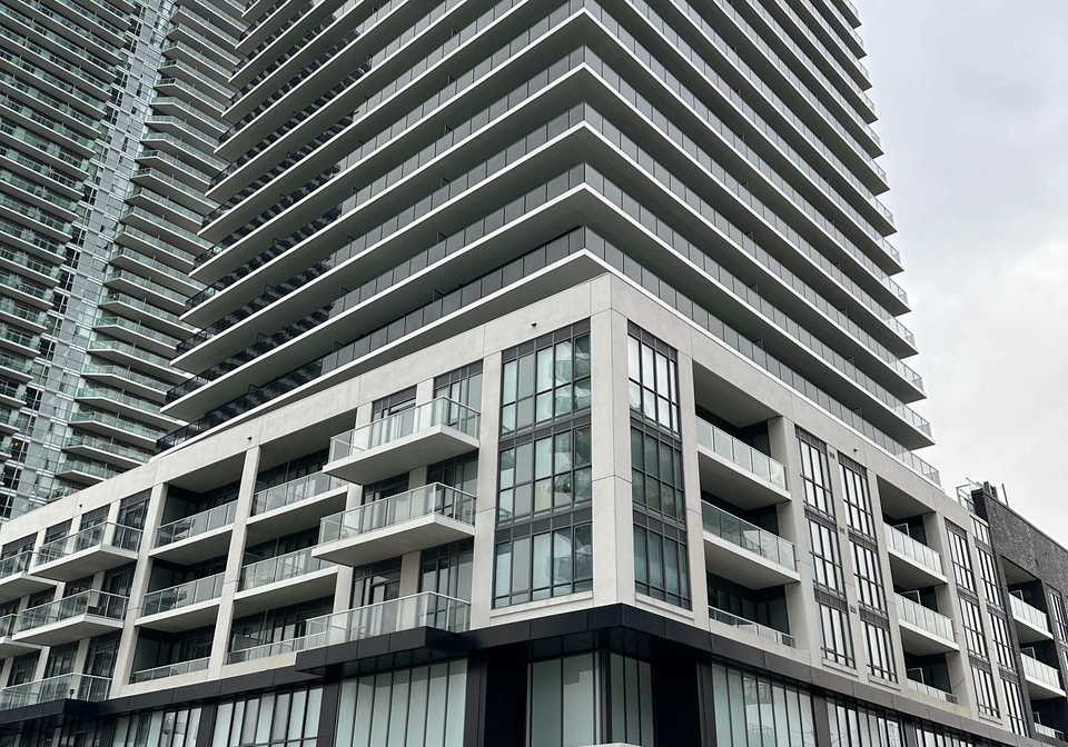70-annie-craig-drive-etobicoke-ontario-w12803006