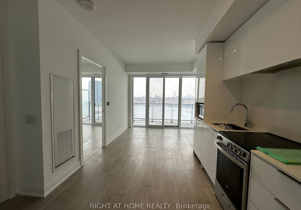70-annie-craig-drive-etobicoke-ontario-w12803022