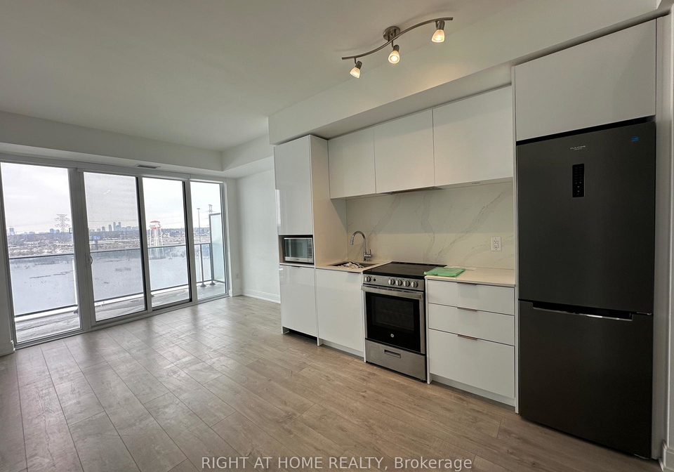 70-annie-craig-drive-etobicoke-ontario-w12803022