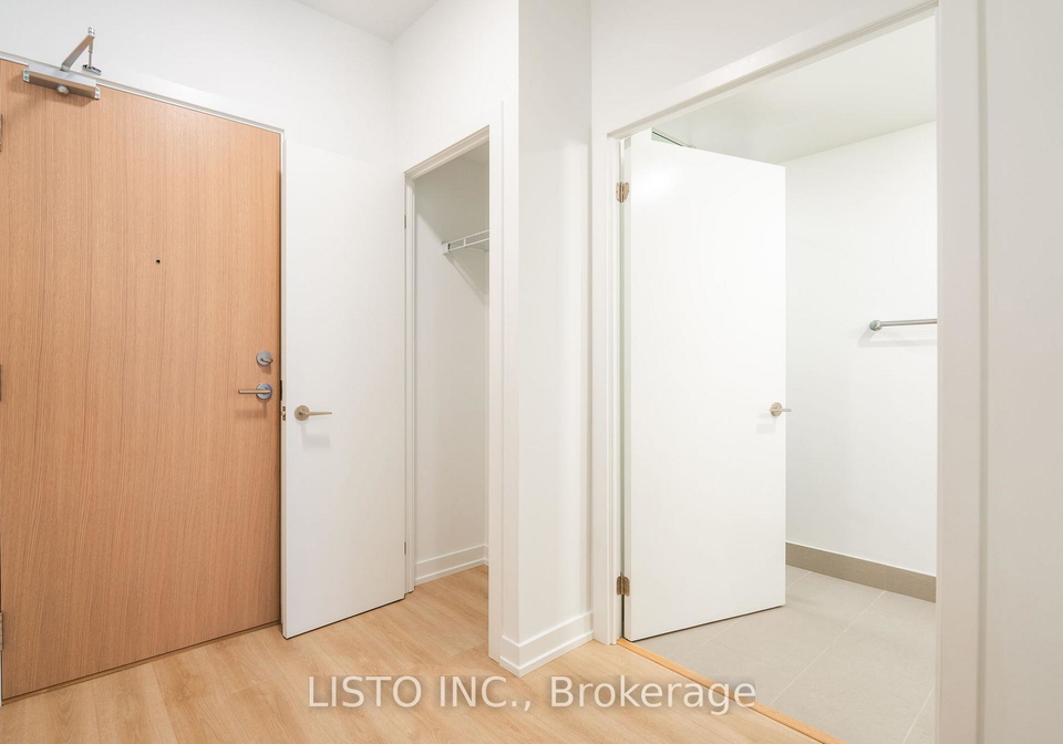 1195-the-queensway-street-etobicoke-ontario-w12803272
