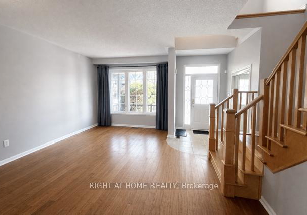 5923-blue-spruce-avenue-burlington-ontario-w12803288