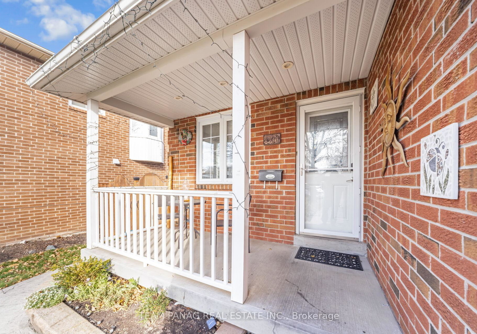 6-howard-court-brampton-ontario-w12803344