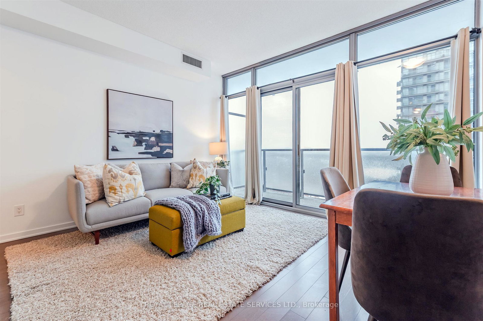 105-the-queensway-avenue-toronto-ontario-w12803494
