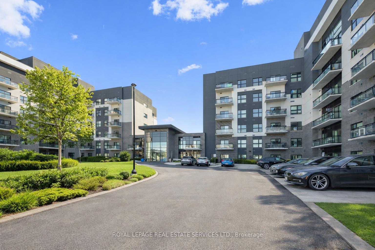102-grovewood-common-oakville-ontario-w12803496