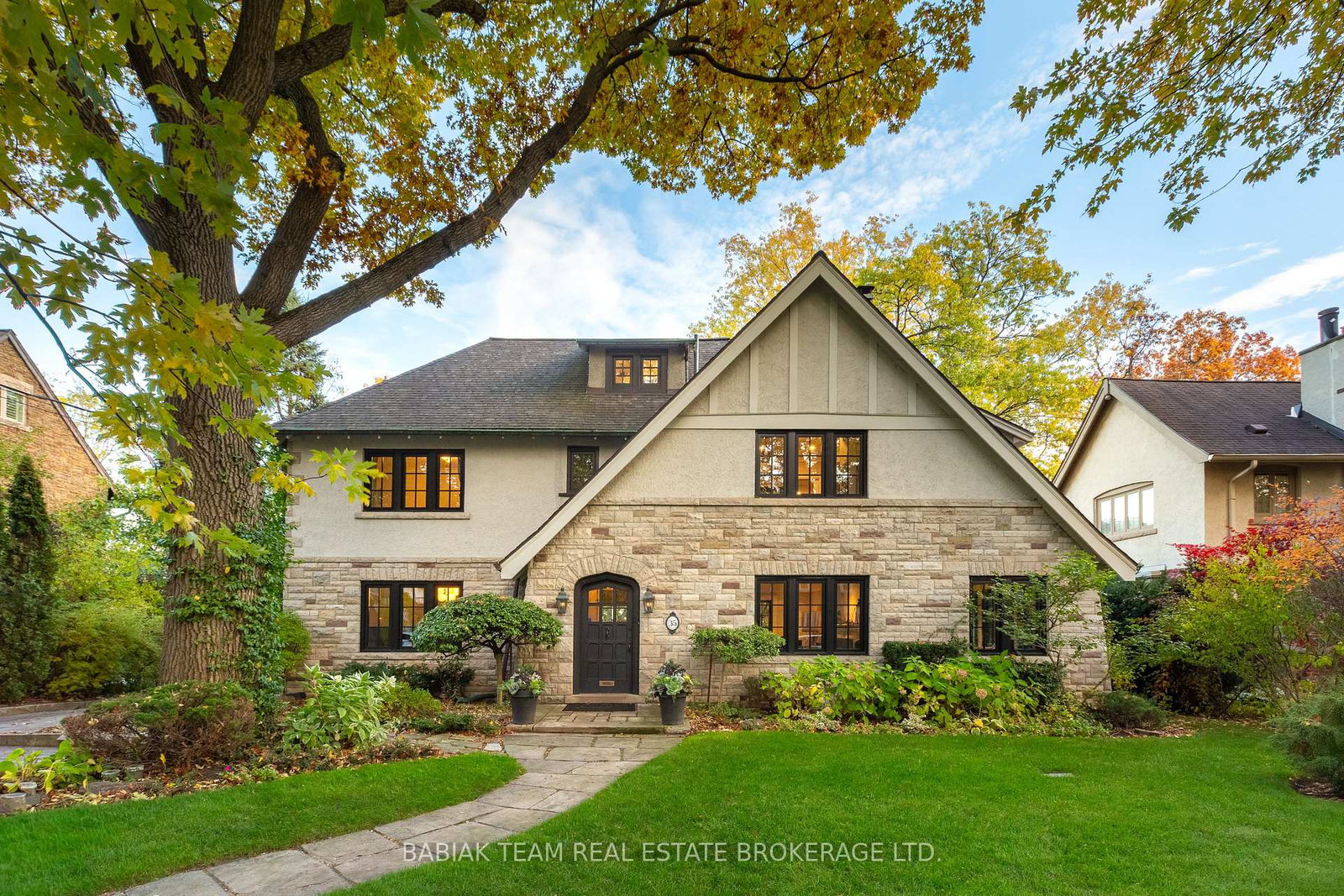 35-baby-point-crescent-toronto-ontario-w12803762