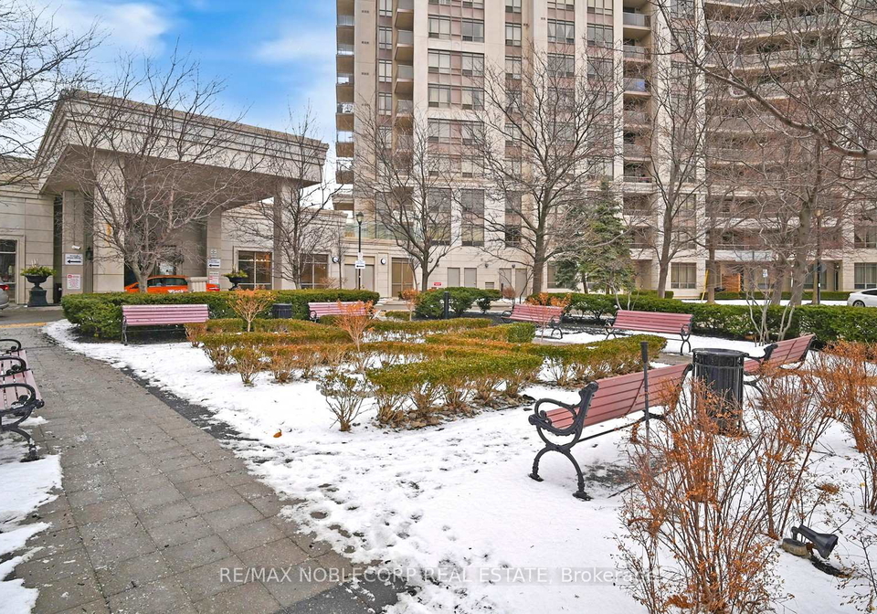 710-humberwood-boulevard-etobicoke-ontario-w12804028