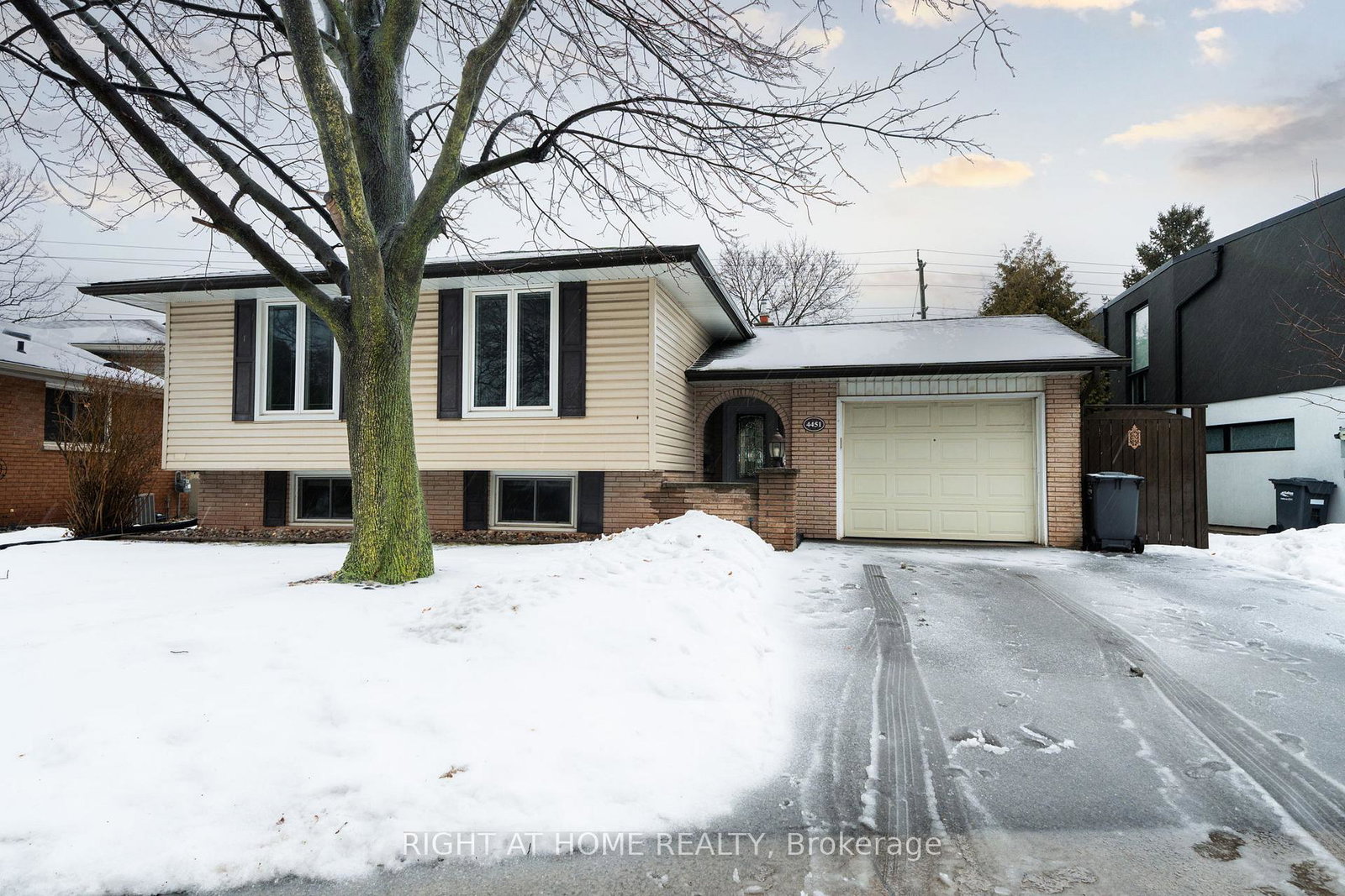 4451-bennett-road-burlington-ontario-w12804760