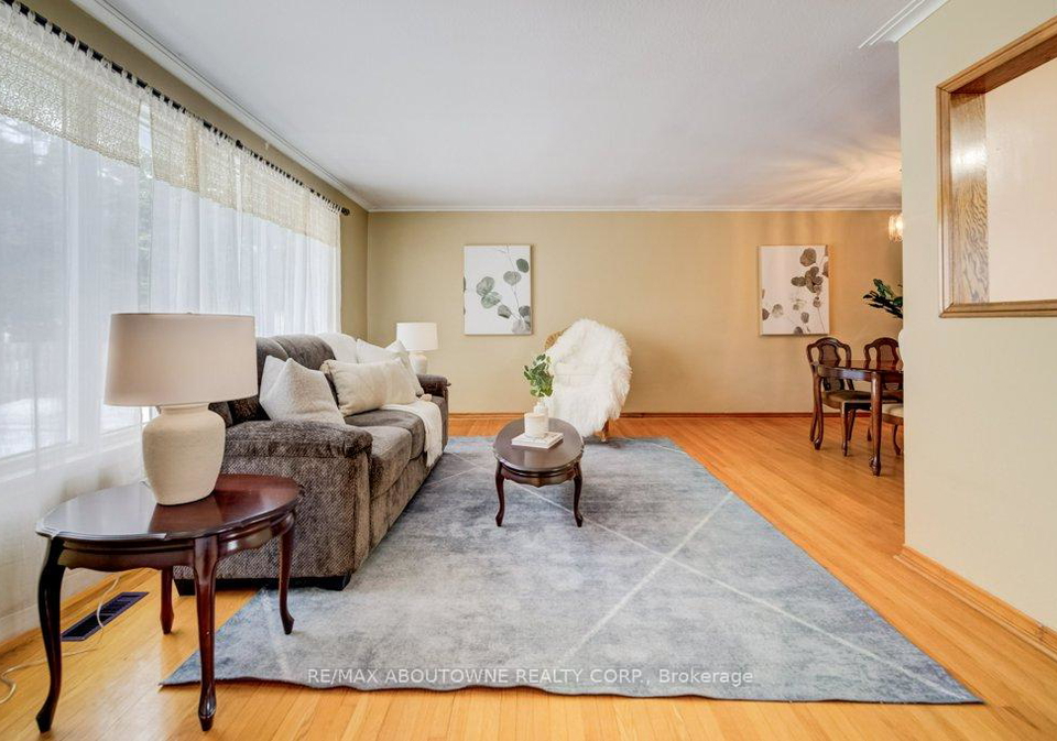 1245-tyneburn-crescent-mississauga-ontario-w12804848