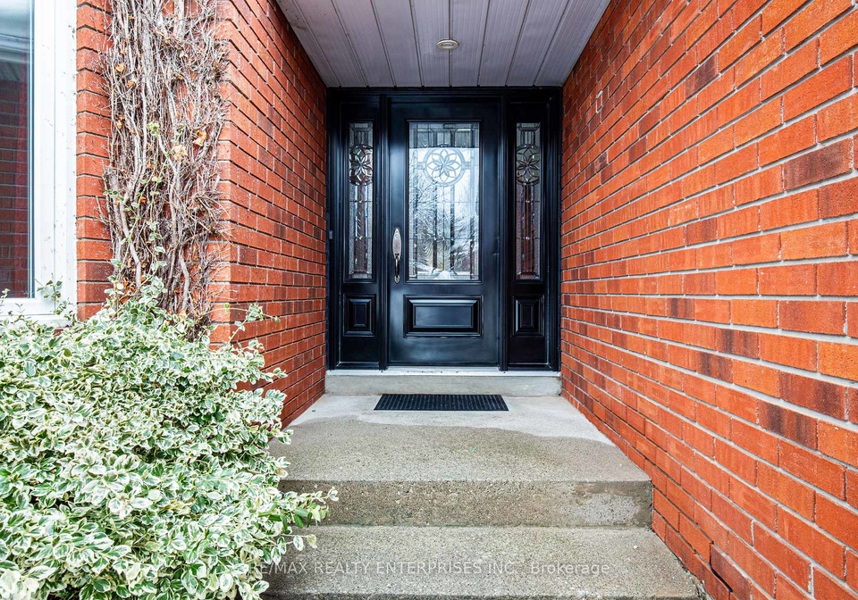 2912-appleton-court-oakville-ontario-w12804910