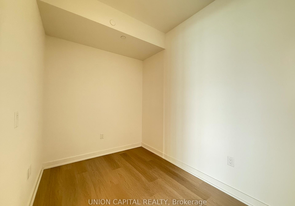 448-burnhamthorpe-road-w-mississauga-ontario-w12805040