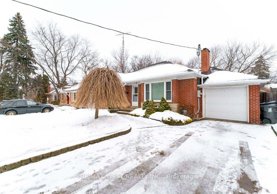 5-glenn-murray-drive-etobicoke-ontario-w12805046